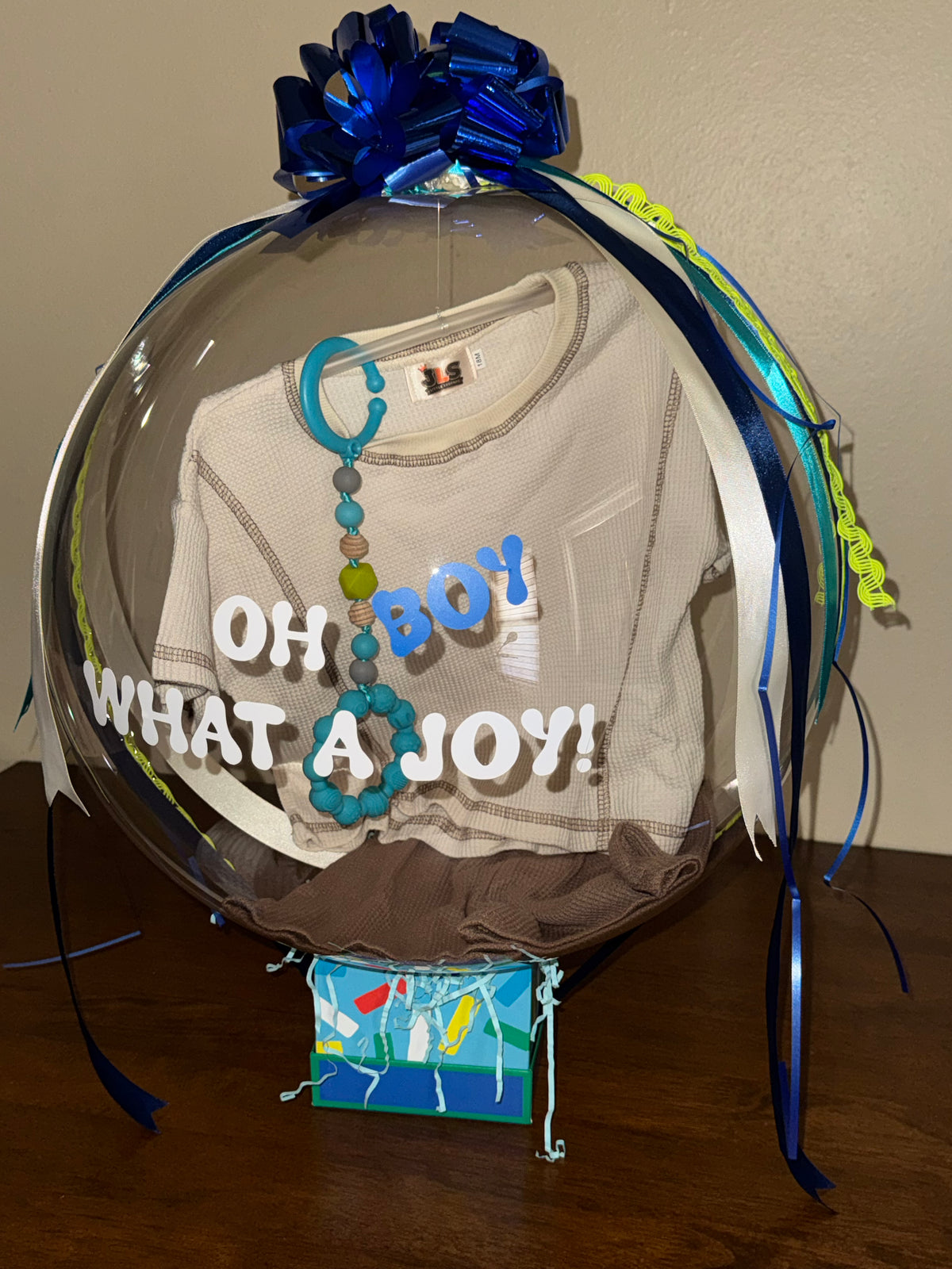 Baby’s First Wardrobe Balloon Gift
