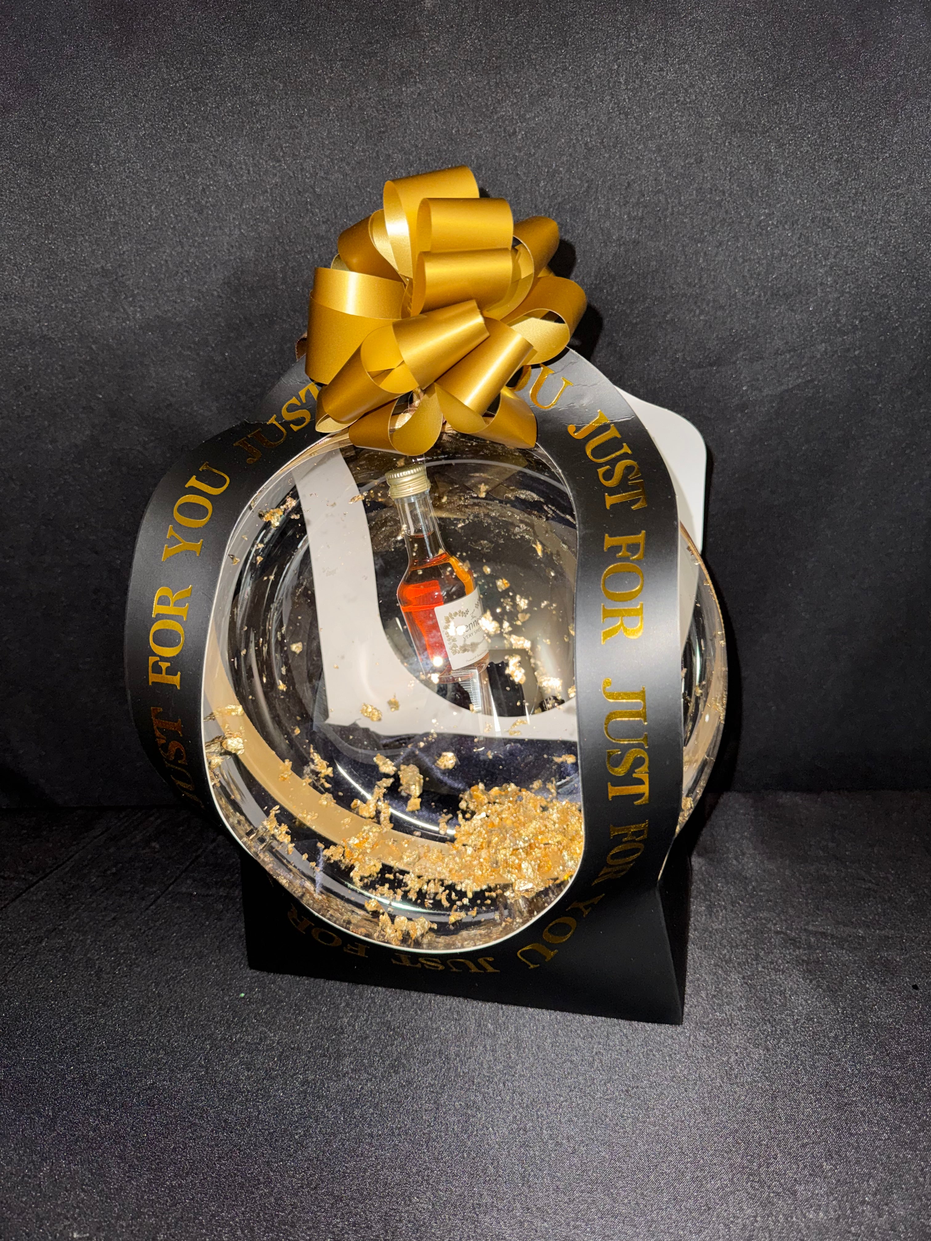 Luxe Spirits Globe
